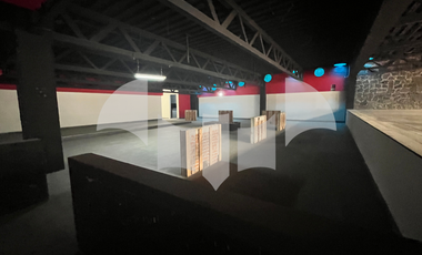 CASA EN VENTA  (para restaurante) AV. DE LA PAZ SAN ANGEL