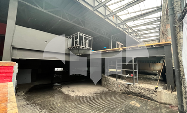 CASA EN VENTA  (para restaurante) AV. DE LA PAZ SAN ANGEL