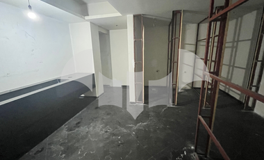 CASA EN VENTA  (para restaurante) AV. DE LA PAZ SAN ANGEL