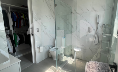 Casa en Venta y Renta Fuente de Vulcano