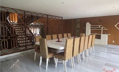 Casa a la Venta en Novelistas Satélite