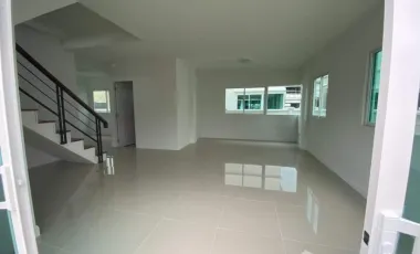 3 Bedroom House for sale at The Living Naraya 2