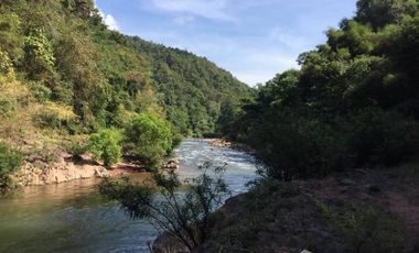 Hotel for sale in Pon, Nan