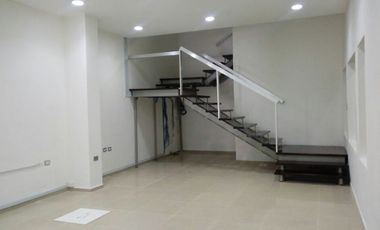Renta de oficina Col Caleta