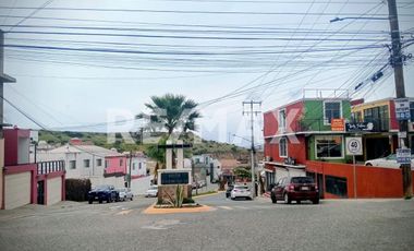 CASA EN RENTA EN PRIVADA VISTA HERMOSA, FRACC. EL LAGO, TIJUANA