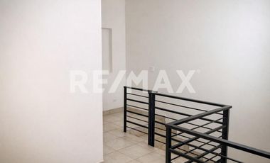 CASA EN RENTA EN PRIVADA VISTA HERMOSA, FRACC. EL LAGO, TIJUANA