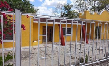CASA CON AMPLIO TERRENO EN TEPAKAN