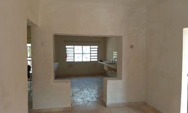 CASA CON AMPLIO TERRENO EN TEPAKAN