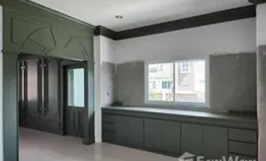 4 Bedroom House for sale at The House Solution