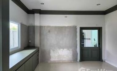 4 Bedroom House for sale at The House Solution