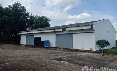 Warehouse for sale in Krok Sombun, Prachin Buri