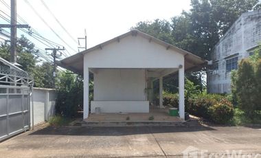 Warehouse for sale in Krok Sombun, Prachin Buri