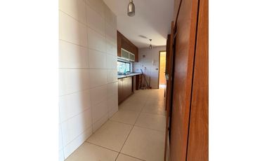 Hermosa casa en Condominio Jardín de los Villares