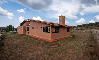 Gran Oportunidad  de adquirir una Casa en Tapalpa con amplios espacios