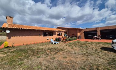 Gran Oportunidad  de adquirir una Casa en Tapalpa con amplios espacios