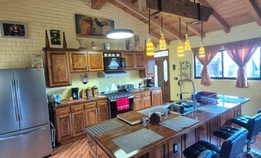 Gran Oportunidad  de adquirir una Casa en Tapalpa con amplios espacios