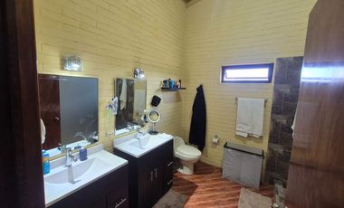 Gran Oportunidad  de adquirir una Casa en Tapalpa con amplios espacios