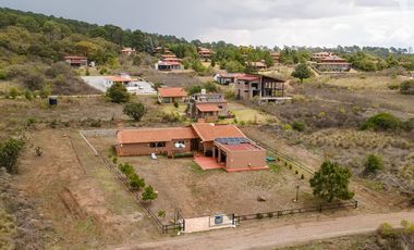 Gran Oportunidad  de adquirir una Casa en Tapalpa con amplios espacios