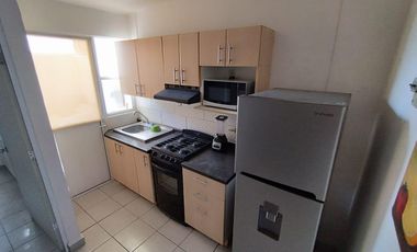 Casa amueblada en renta 2 recamarás zona sur Fraccionamiento Héroes de León. Salida León Silao