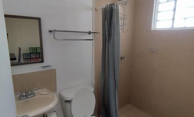 Casa amueblada en renta 2 recamarás zona sur Fraccionamiento Héroes de León. Salida León Silao