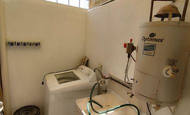 Casa amueblada en renta 2 recamarás zona sur Fraccionamiento Héroes de León. Salida León Silao