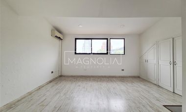 Casa en Arriendo en a pasos de Iglesia Santa Maria