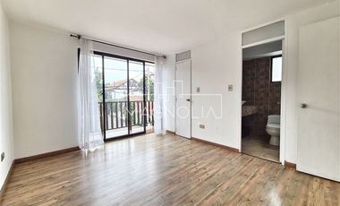 Casa en Arriendo en a pasos de Iglesia Santa Maria