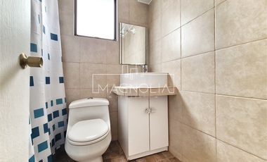 Casa en Arriendo en a pasos de Iglesia Santa Maria