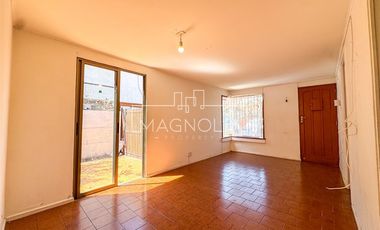 Casa en Arriendo en Benito Rebolledo con Av Marathon