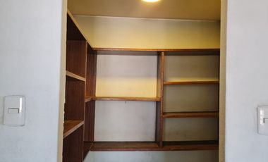 Se vende departamento en Valparaíso, lado Congreso.