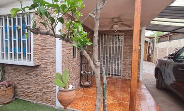 HERMOSA CASA EN VENTA, QUILICURA, 3D, 2 B