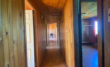 HERMOSA CASA ESQUINA EN PAILLACO