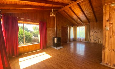 HERMOSA CASA ESQUINA EN PAILLACO