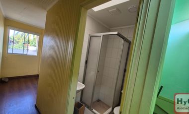 Arriendo oficinas en Quilicura 8 privados 9-B y 2- E