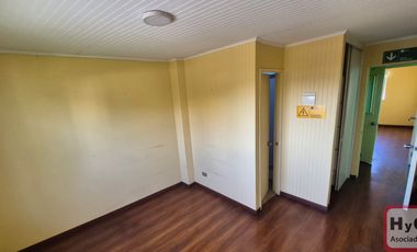 Arriendo oficinas en Quilicura 8 privados 9-B y 2- E