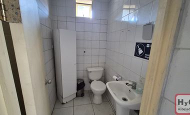 Arriendo oficinas en Quilicura 8 privados 9-B y 2- E