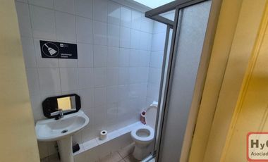 Arriendo oficinas en Quilicura 8 privados 9-B y 2- E