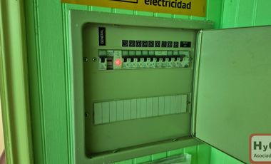 Arriendo oficinas en Quilicura 8 privados 9-B y 2- E