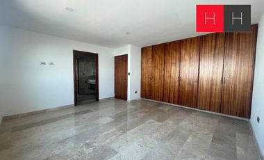 Casa en Venta en Lomas de Angelopolis III