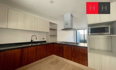 Casa en Venta en Lomas de Angelopolis III