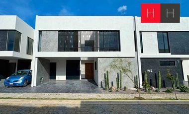 Casa en venta en Lomas de Angelópolis III