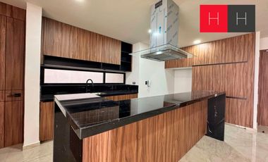 Casa en venta en Lomas de Angelópolis III