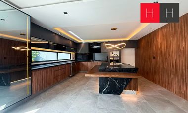 Casa en Venta en lomas de Angelópolis ll