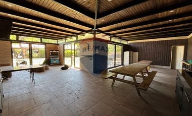 Casa Colonial + Quincho + Piscina