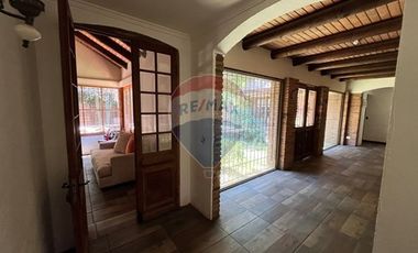 Casa Colonial + Quincho + Piscina