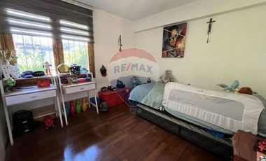 Casa Colonial + Quincho + Piscina