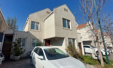 HERMOSA CASA EN CONDOMINIO SEGURO