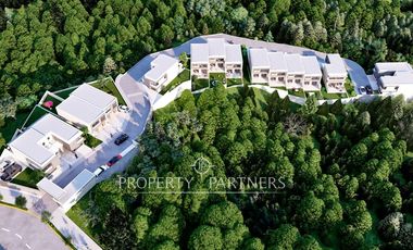 Andalué casa mediterránea a estrenar en condominio