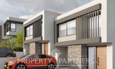 Andalué casa mediterránea a estrenar en condominio