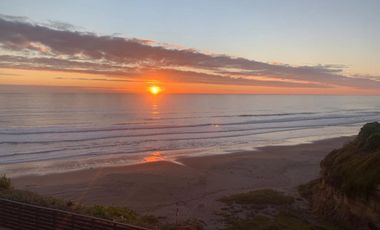 Arriendo año corrido a partir 1de abril ,espectacular Departamento con la mejor vista al mar.